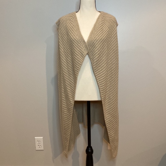 Womens Nordstrom cardigan soft neutral workwear one size hi lo hem - Picture 1 of 6